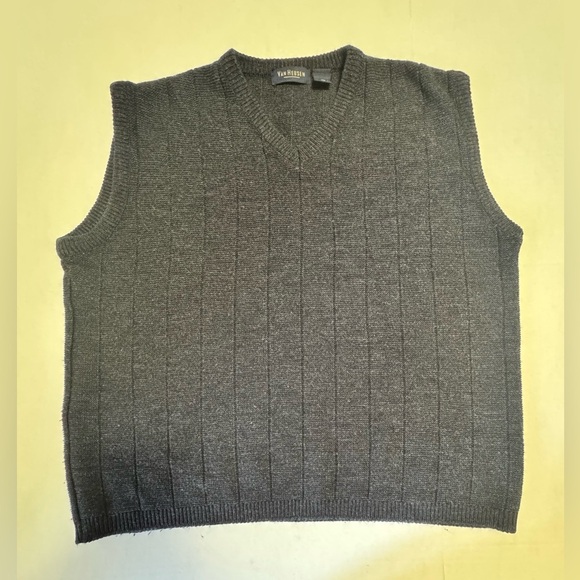 Van Heusen XLarge Sweater Vest - Picture 1 of 5